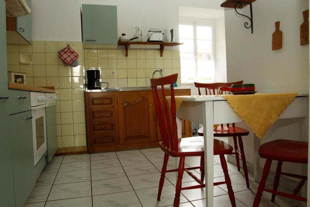 Ferienwohnung Kapelle - Urlaub auf dem Weingut Maring-Noviand Exterior foto