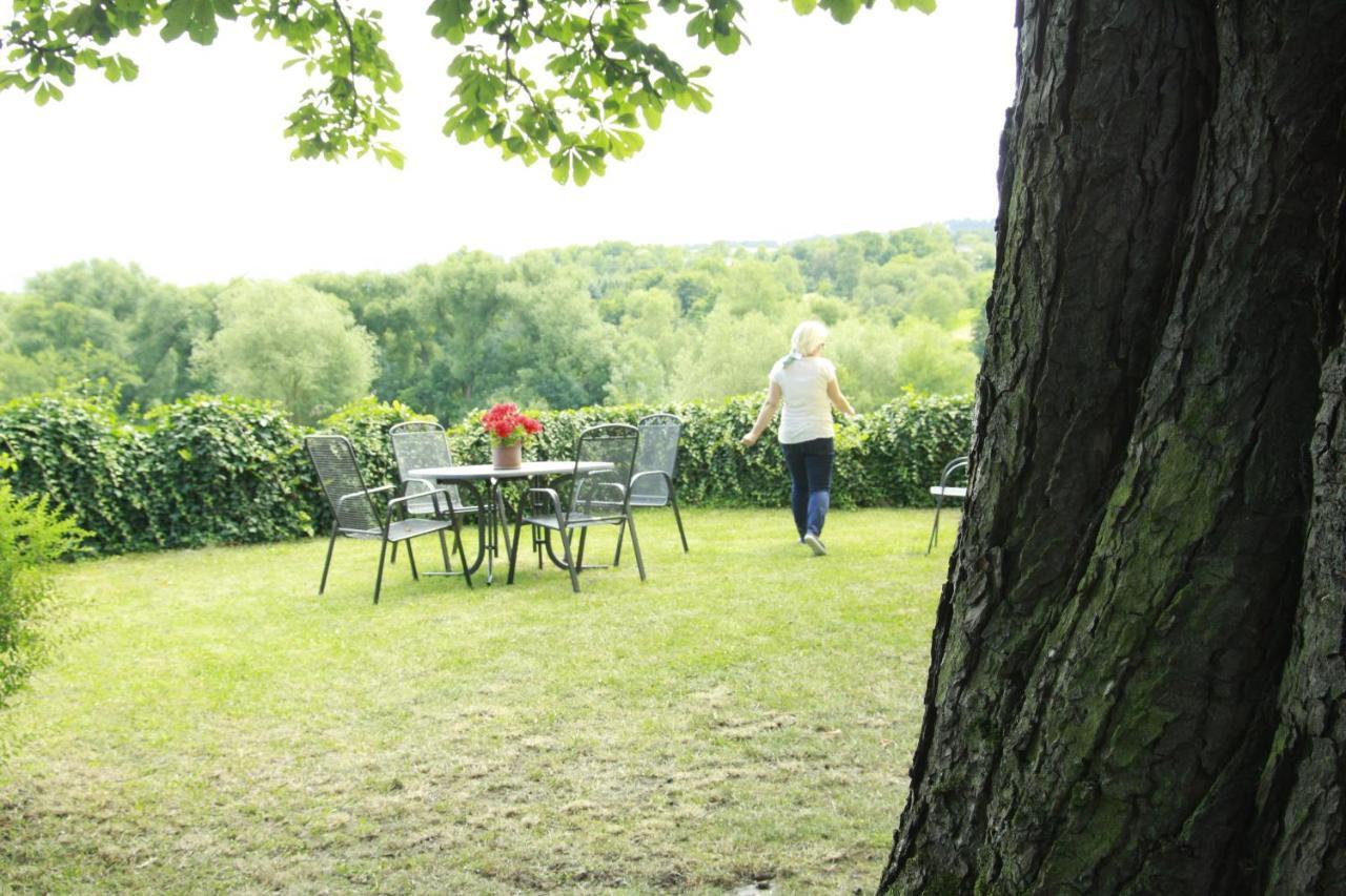 Ferienwohnung Kapelle - Urlaub auf dem Weingut Maring-Noviand Exterior foto